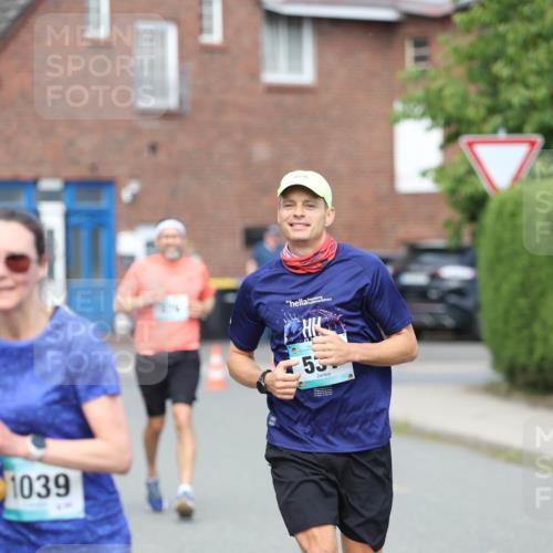 10.05.2026 - 8. Wedeler Halbmarathon Andreas Tolksdorf http://msf.ph/oto/9693761 10.05.2026 10:20:05 Laufen 1039, 55 meine-sportfotos.de