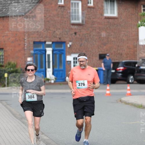 10.05.2026 - 8. Wedeler Halbmarathon Andreas Tolksdorf http://msf.ph/oto/9693768 10.05.2026 10:20:07 Laufen 384, 376 meine-sportfotos.de