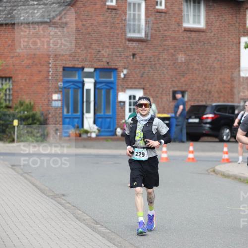 10.05.2026 - 8. Wedeler Halbmarathon Andreas Tolksdorf http://msf.ph/oto/9693804 10.05.2026 10:20:17 Laufen 229, 563 meine-sportfotos.de