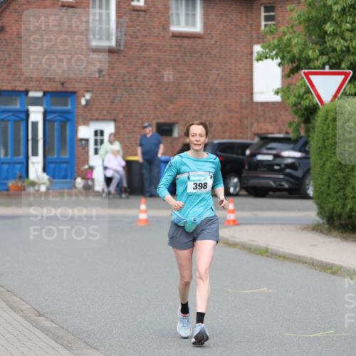 10.05.2026 - 8. Wedeler Halbmarathon Andreas Tolksdorf http://msf.ph/oto/9693852 10.05.2026 10:20:32 Laufen 398 meine-sportfotos.de