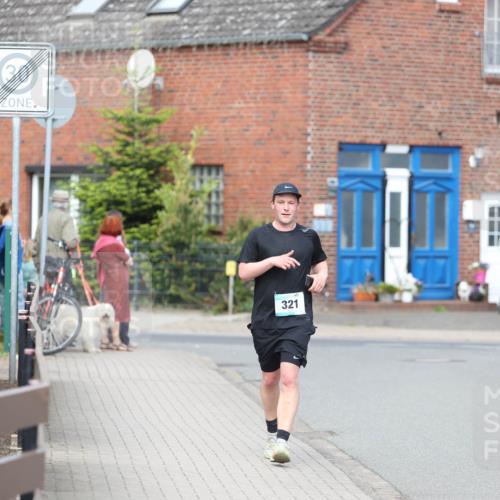 10.05.2026 - 8. Wedeler Halbmarathon Andreas Tolksdorf http://msf.ph/oto/9693873 10.05.2026 10:20:44 Laufen 321 meine-sportfotos.de