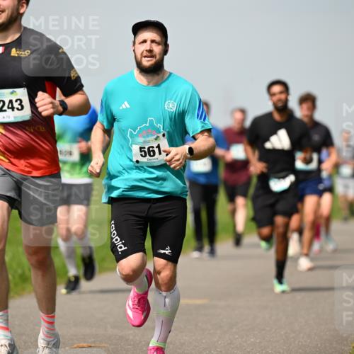 10.05.2026 - 8. Wedeler Halbmarathon Dr. Thomas Lammeyer http://msf.ph/oto/9693890 10.05.2026 11:18:41 Laufen 2243, 561 meine-sportfotos.de