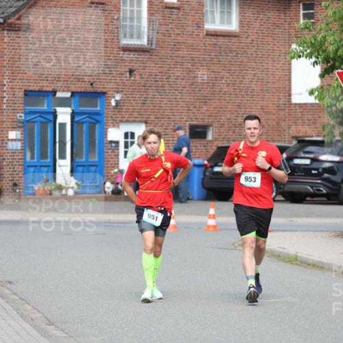 10.05.2026 - 8. Wedeler Halbmarathon Andreas Tolksdorf http://msf.ph/oto/9693988 10.05.2026 10:21:13 Laufen 951, 953 meine-sportfotos.de