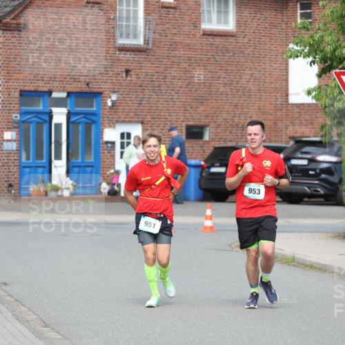 10.05.2026 - 8. Wedeler Halbmarathon Andreas Tolksdorf http://msf.ph/oto/9693994 10.05.2026 10:21:13 Laufen 951, 953 meine-sportfotos.de