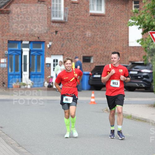 10.05.2026 - 8. Wedeler Halbmarathon Andreas Tolksdorf http://msf.ph/oto/9693996 10.05.2026 10:21:13 Laufen 951, 953 meine-sportfotos.de