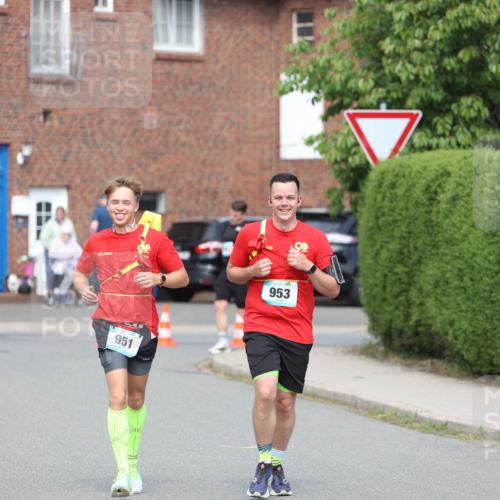 10.05.2026 - 8. Wedeler Halbmarathon Andreas Tolksdorf http://msf.ph/oto/9693999 10.05.2026 10:21:14 Laufen 951, 953 meine-sportfotos.de