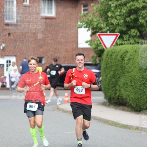 10.05.2026 - 8. Wedeler Halbmarathon Andreas Tolksdorf http://msf.ph/oto/9694008 10.05.2026 10:21:14 Laufen 951, 953 meine-sportfotos.de
