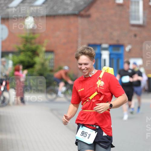 10.05.2026 - 8. Wedeler Halbmarathon Andreas Tolksdorf http://msf.ph/oto/9694051 10.05.2026 10:21:17 Laufen 951 meine-sportfotos.de
