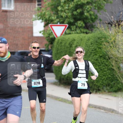 10.05.2026 - 8. Wedeler Halbmarathon Andreas Tolksdorf http://msf.ph/oto/9694116 10.05.2026 10:21:26 Laufen 878, 79 meine-sportfotos.de