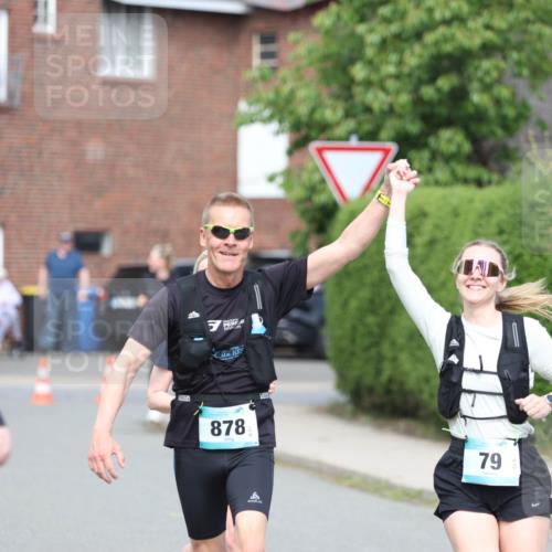 10.05.2026 - 8. Wedeler Halbmarathon Andreas Tolksdorf http://msf.ph/oto/9694137 10.05.2026 10:21:27 Laufen 878, 79 meine-sportfotos.de