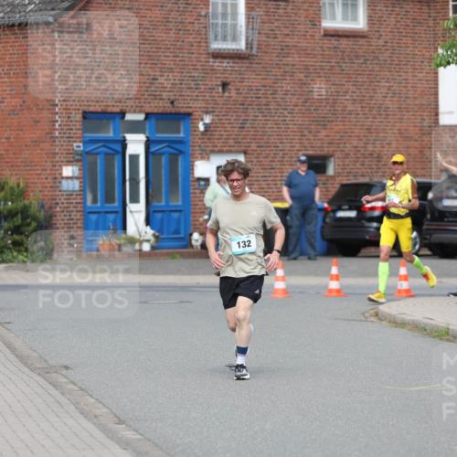 10.05.2026 - 8. Wedeler Halbmarathon Andreas Tolksdorf http://msf.ph/oto/9694199 10.05.2026 10:21:40 Laufen 132 meine-sportfotos.de