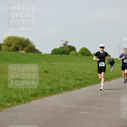 10.05.2026 - 8. Wedeler Halbmarathon Dr. Thomas Lammeyer http://msf.ph/oto/9694264 10.05.2026 11:19:15 Laufen 735, 169 meine-sportfotos.de