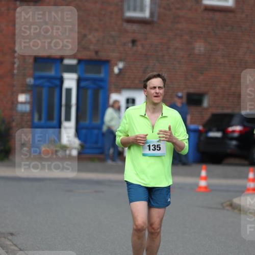 10.05.2026 - 8. Wedeler Halbmarathon Andreas Tolksdorf http://msf.ph/oto/9694398 10.05.2026 10:22:37 Laufen 135 meine-sportfotos.de