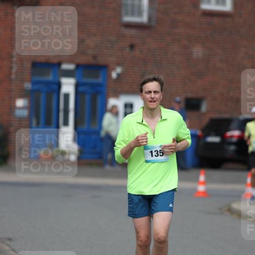 10.05.2026 - 8. Wedeler Halbmarathon Andreas Tolksdorf http://msf.ph/oto/9694413 10.05.2026 10:22:38 Laufen 135 meine-sportfotos.de