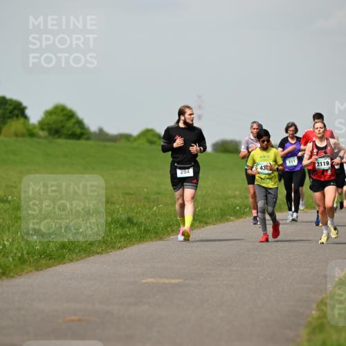 10.05.2026 - 8. Wedeler Halbmarathon Dr. Thomas Lammeyer http://msf.ph/oto/9694500 10.05.2026 11:19:34 Laufen 294, 711, 2119 meine-sportfotos.de