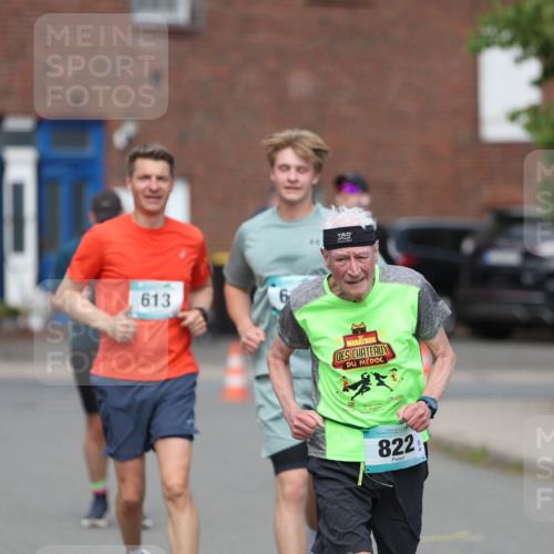 10.05.2026 - 8. Wedeler Halbmarathon Andreas Tolksdorf http://msf.ph/oto/9694515 10.05.2026 10:22:53 Laufen 613, 822 meine-sportfotos.de