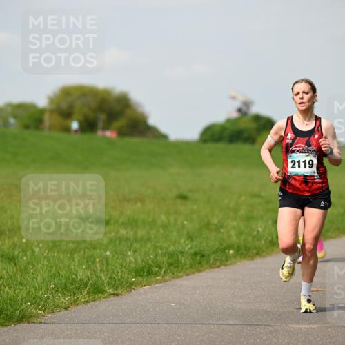 10.05.2026 - 8. Wedeler Halbmarathon Dr. Thomas Lammeyer http://msf.ph/oto/9694567 10.05.2026 11:19:38 Laufen 2119 meine-sportfotos.de