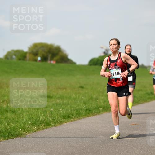 10.05.2026 - 8. Wedeler Halbmarathon Dr. Thomas Lammeyer http://msf.ph/oto/9694572 10.05.2026 11:19:39 Laufen 2119 meine-sportfotos.de