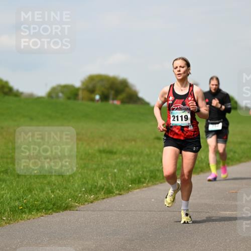 10.05.2026 - 8. Wedeler Halbmarathon Dr. Thomas Lammeyer http://msf.ph/oto/9694580 10.05.2026 11:19:39 Laufen 2119 meine-sportfotos.de