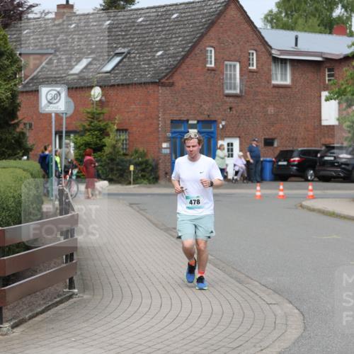 10.05.2026 - 8. Wedeler Halbmarathon Andreas Tolksdorf http://msf.ph/oto/9694621 10.05.2026 10:23:32 Laufen 30, 478 meine-sportfotos.de