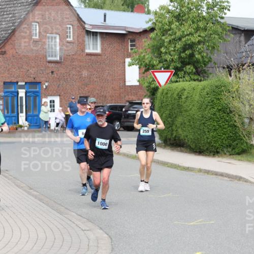 10.05.2026 - 8. Wedeler Halbmarathon Andreas Tolksdorf http://msf.ph/oto/9694680 10.05.2026 10:23:43 Laufen 382, 6, 1000, 255 meine-sportfotos.de