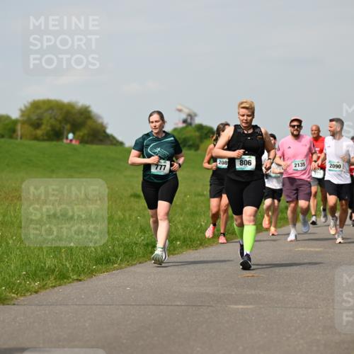 10.05.2026 - 8. Wedeler Halbmarathon Dr. Thomas Lammeyer http://msf.ph/oto/9694685 10.05.2026 11:19:48 Laufen 208, 806, 2135, 2090 meine-sportfotos.de