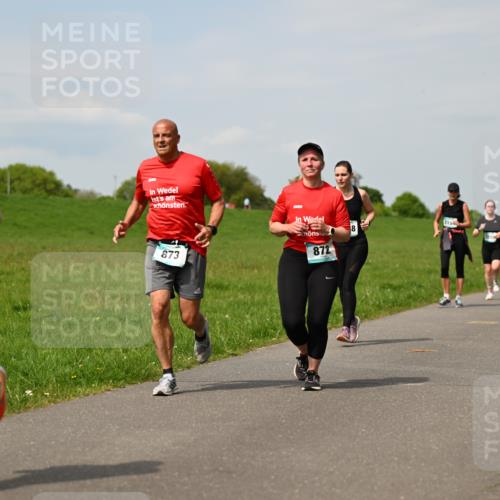 10.05.2026 - 8. Wedeler Halbmarathon Dr. Thomas Lammeyer http://msf.ph/oto/9694774 10.05.2026 11:19:55 Laufen 873, 872, 2154, 221 meine-sportfotos.de