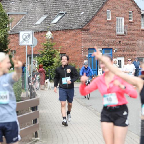 10.05.2026 - 8. Wedeler Halbmarathon Andreas Tolksdorf http://msf.ph/oto/9694784 10.05.2026 10:24:01 Laufen 2009, 30, 8, 534, 2670, 274 meine-sportfotos.de