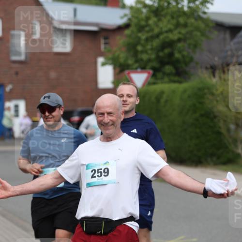 10.05.2026 - 8. Wedeler Halbmarathon Andreas Tolksdorf http://msf.ph/oto/9694808 10.05.2026 10:24:03 Laufen 259 meine-sportfotos.de