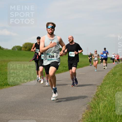 10.05.2026 - 8. Wedeler Halbmarathon Dr. Thomas Lammeyer http://msf.ph/oto/9694853 10.05.2026 11:20:00 Laufen 215, 438, 2211 meine-sportfotos.de