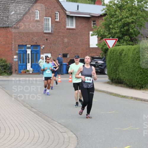 10.05.2026 - 8. Wedeler Halbmarathon Andreas Tolksdorf http://msf.ph/oto/9694986 10.05.2026 10:25:09 Laufen 396, 818 meine-sportfotos.de