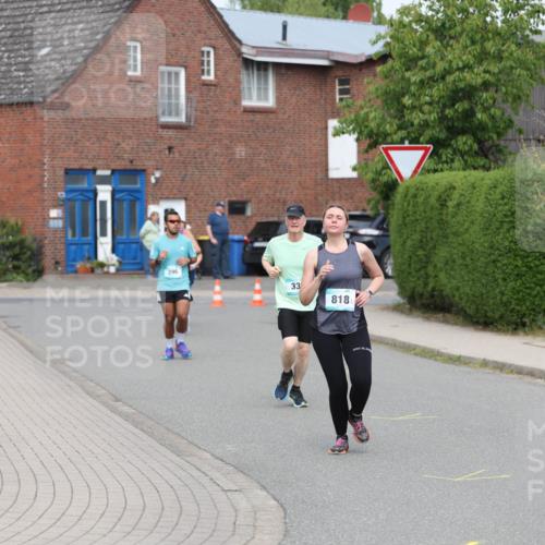 10.05.2026 - 8. Wedeler Halbmarathon Andreas Tolksdorf http://msf.ph/oto/9694999 10.05.2026 10:25:10 Laufen 396, 33, 818 meine-sportfotos.de