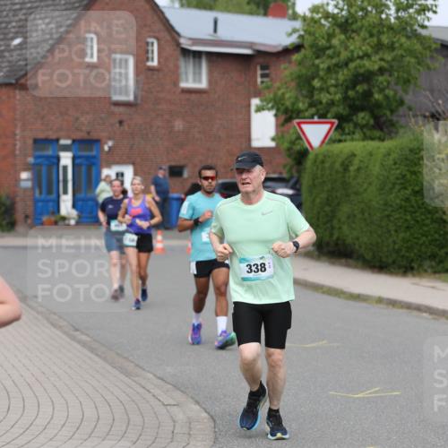 10.05.2026 - 8. Wedeler Halbmarathon Andreas Tolksdorf http://msf.ph/oto/9695024 10.05.2026 10:25:13 Laufen 81, 338 meine-sportfotos.de