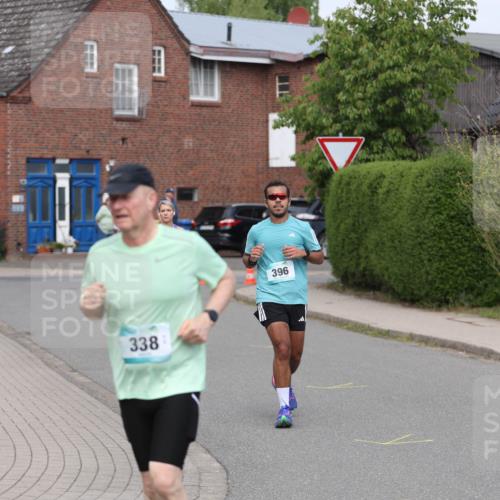 10.05.2026 - 8. Wedeler Halbmarathon Andreas Tolksdorf http://msf.ph/oto/9695039 10.05.2026 10:25:14 Laufen 338, 396 meine-sportfotos.de