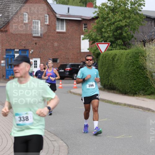 10.05.2026 - 8. Wedeler Halbmarathon Andreas Tolksdorf http://msf.ph/oto/9695048 10.05.2026 10:25:14 Laufen 338, 396 meine-sportfotos.de