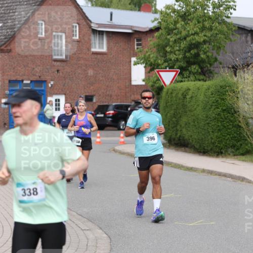 10.05.2026 - 8. Wedeler Halbmarathon Andreas Tolksdorf http://msf.ph/oto/9695050 10.05.2026 10:25:14 Laufen 338, 465, 2188, 396 meine-sportfotos.de