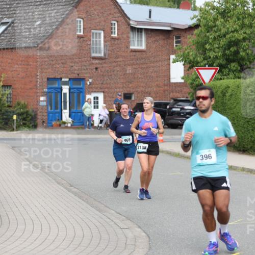 10.05.2026 - 8. Wedeler Halbmarathon Andreas Tolksdorf http://msf.ph/oto/9695063 10.05.2026 10:25:15 Laufen 30, 465, 2188, 396 meine-sportfotos.de