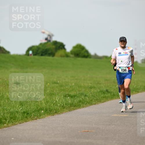 10.05.2026 - 8. Wedeler Halbmarathon Dr. Thomas Lammeyer http://msf.ph/oto/9695097 10.05.2026 11:20:26 Laufen 230 meine-sportfotos.de