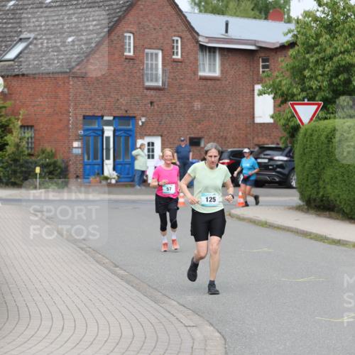10.05.2026 - 8. Wedeler Halbmarathon Andreas Tolksdorf http://msf.ph/oto/9695127 10.05.2026 10:25:33 Laufen 30, 57, 125 meine-sportfotos.de