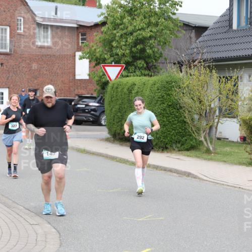 10.05.2026 - 8. Wedeler Halbmarathon Andreas Tolksdorf http://msf.ph/oto/9695226 10.05.2026 10:26:03 Laufen 1495 meine-sportfotos.de