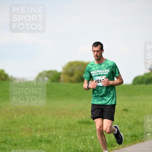10.05.2026 - 8. Wedeler Halbmarathon Dr. Thomas Lammeyer http://msf.ph/oto/9695227 10.05.2026 11:21:04 Laufen 201 meine-sportfotos.de