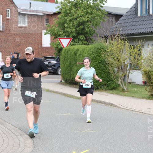 10.05.2026 - 8. Wedeler Halbmarathon Andreas Tolksdorf http://msf.ph/oto/9695239 10.05.2026 10:26:04 Laufen 327, 145, 292 meine-sportfotos.de