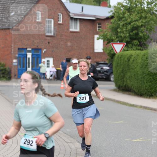 10.05.2026 - 8. Wedeler Halbmarathon Andreas Tolksdorf http://msf.ph/oto/9695266 10.05.2026 10:26:07 Laufen 292, 327 meine-sportfotos.de