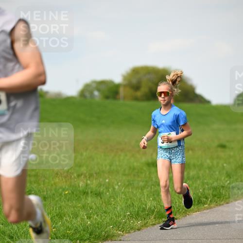 10.05.2026 - 8. Wedeler Halbmarathon Dr. Thomas Lammeyer http://msf.ph/oto/9695272 10.05.2026 11:21:10 Laufen  meine-sportfotos.de