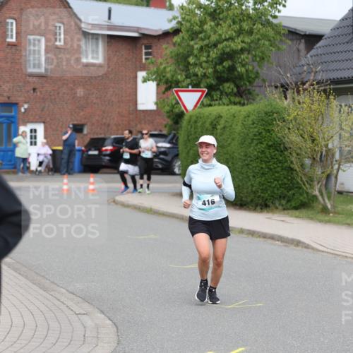 10.05.2026 - 8. Wedeler Halbmarathon Andreas Tolksdorf http://msf.ph/oto/9695326 10.05.2026 10:26:13 Laufen 15, 416 meine-sportfotos.de