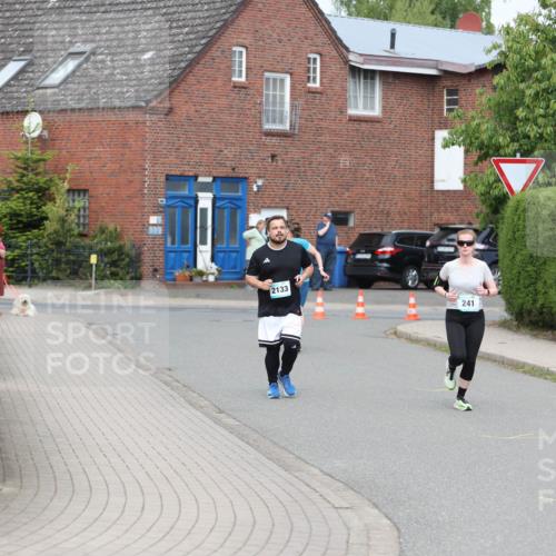 10.05.2026 - 8. Wedeler Halbmarathon Andreas Tolksdorf http://msf.ph/oto/9695335 10.05.2026 10:26:19 Laufen 30, 2133, 241 meine-sportfotos.de