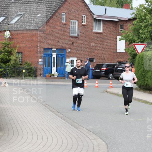 10.05.2026 - 8. Wedeler Halbmarathon Andreas Tolksdorf http://msf.ph/oto/9695344 10.05.2026 10:26:20 Laufen 2133, 241 meine-sportfotos.de