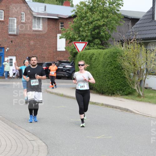 10.05.2026 - 8. Wedeler Halbmarathon Andreas Tolksdorf http://msf.ph/oto/9695362 10.05.2026 10:26:21 Laufen 2133, 241 meine-sportfotos.de