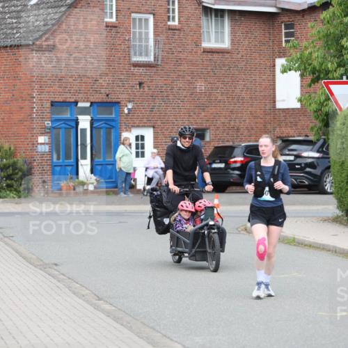 10.05.2026 - 8. Wedeler Halbmarathon Andreas Tolksdorf http://msf.ph/oto/9695527 10.05.2026 10:27:07 Laufen 102 meine-sportfotos.de