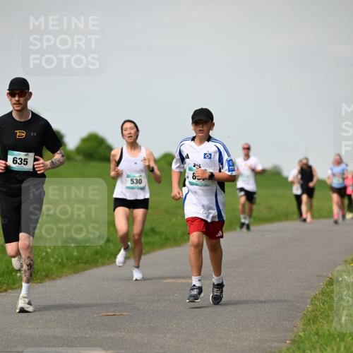 10.05.2026 - 8. Wedeler Halbmarathon Dr. Thomas Lammeyer http://msf.ph/oto/9695543 10.05.2026 11:21:33 Laufen 635, 530 meine-sportfotos.de